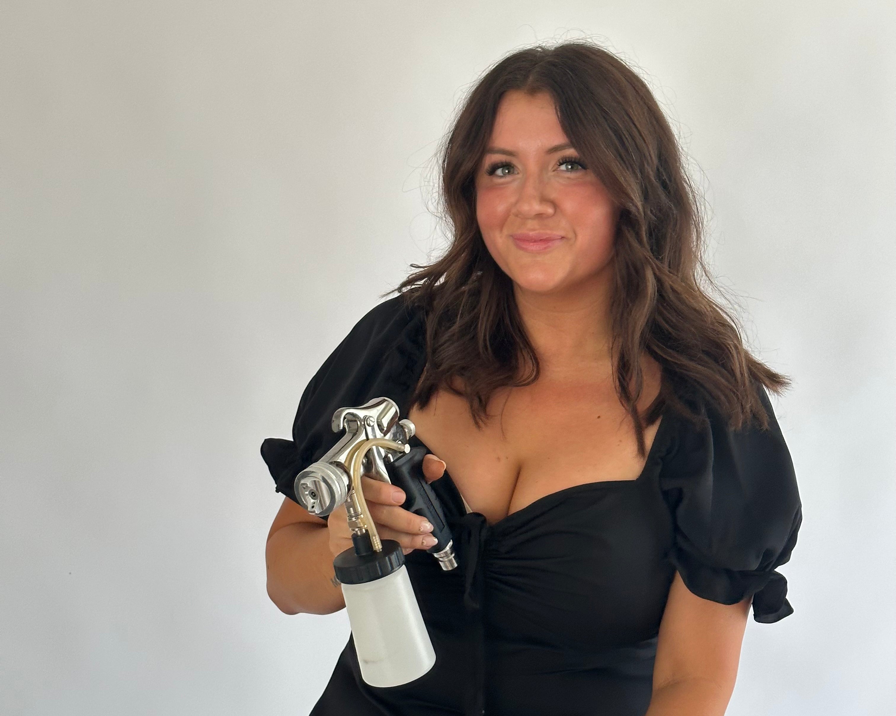 Sunless Spotlight: Courtney Pacha of Bronzed by Courtney